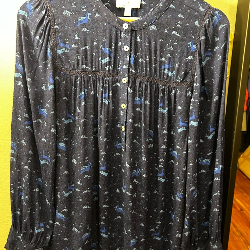 Lucky Brand Medium Soft Lightweight Patterned Swingy Blouse